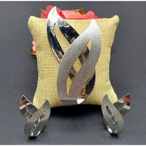 Vintage Sarah Coventry Demi Parure Brooch & Clip Earrings Set Silver Tone